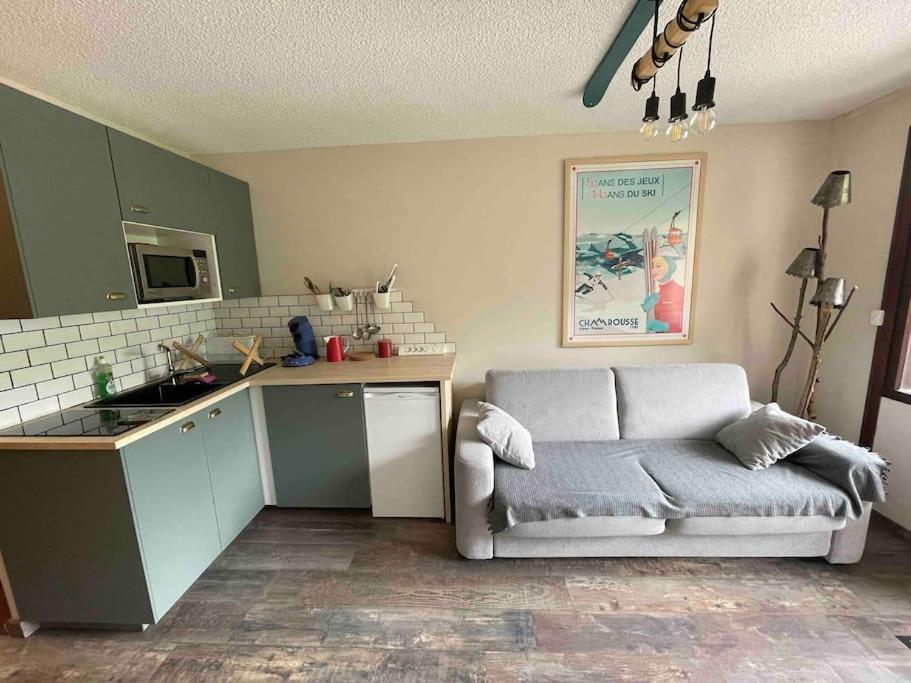 Studio Refait A Neuf Avec Balcon - Famille - Parking Couvert Chamrousse Exterior foto